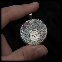 Load image into Gallery viewer, Anomalia Talisman - 5 Leaf Clover