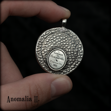 Load image into Gallery viewer, Anomalia Talisman - 5 Leaf Clover