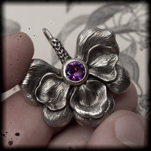 Load image into Gallery viewer, Flora Amethyst Earrings
